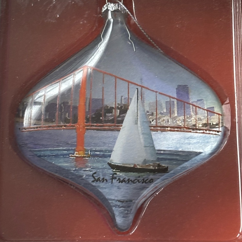 San Francisco, California Golden Gate Bridge Christmas ornament